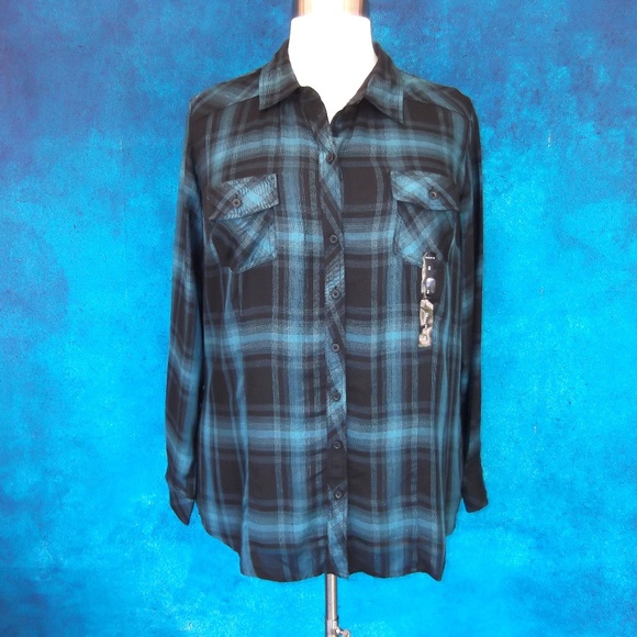 torrid Tops - NWT Torrid Plaid Button Down Shirt Size 2